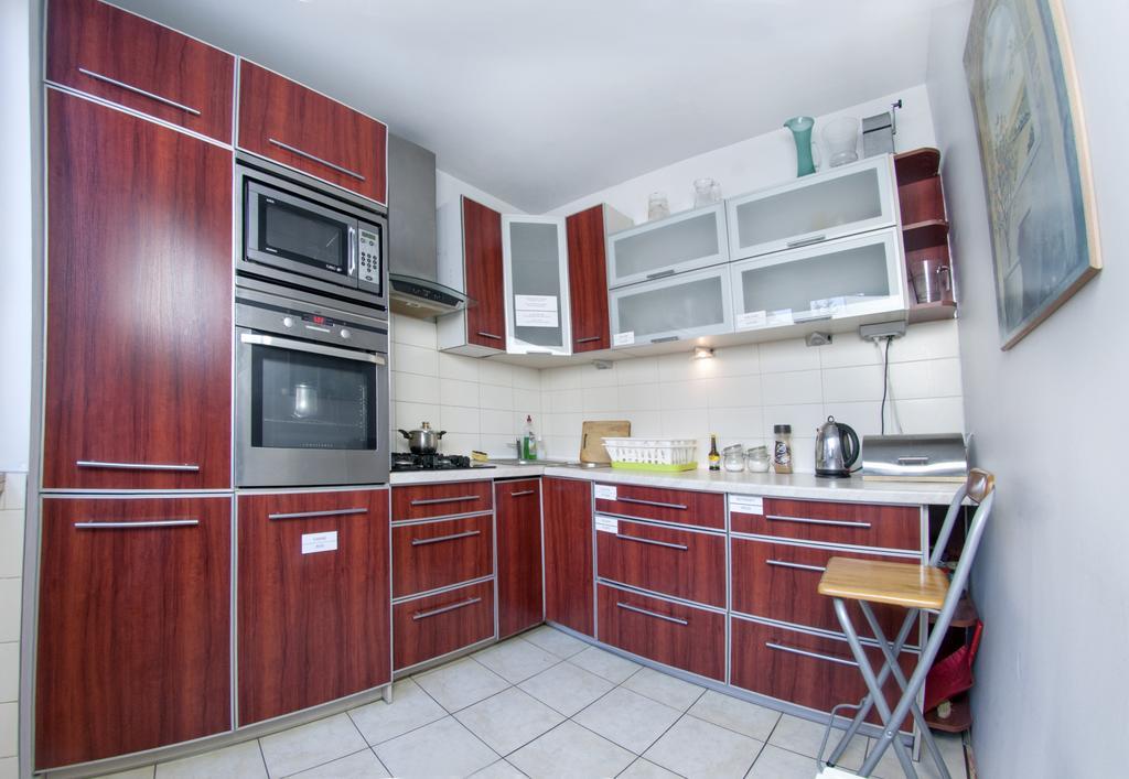 Wilanowska Hostel Warsaw Luaran gambar