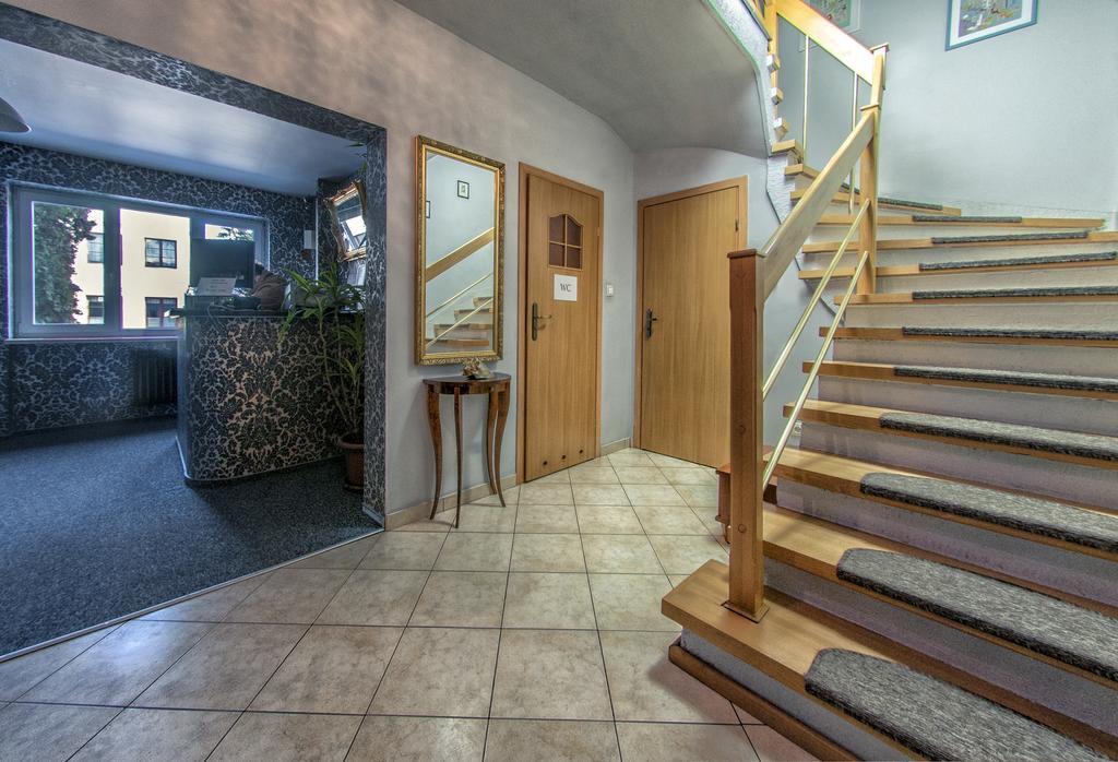 Wilanowska Hostel Warsaw Luaran gambar