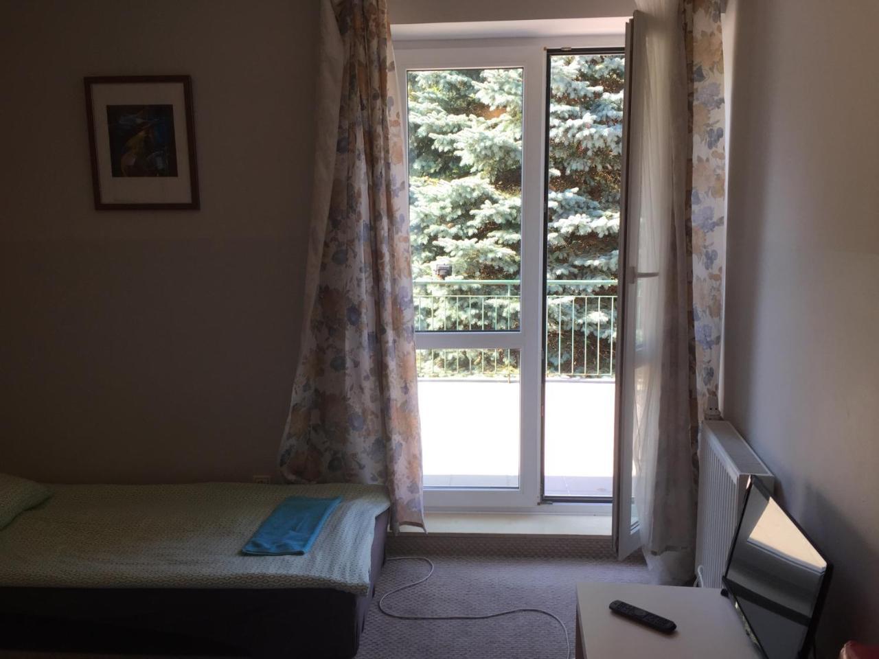 Wilanowska Hostel Warsaw Luaran gambar